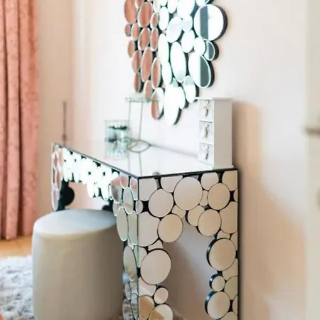 Apartment Bella With Pool Malinska